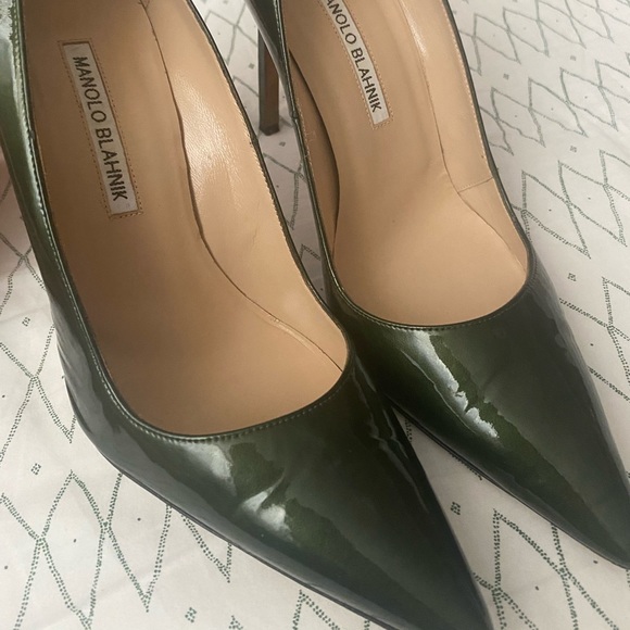 Manolo Blahnik Pointed toe heels - Picture 8 of 13